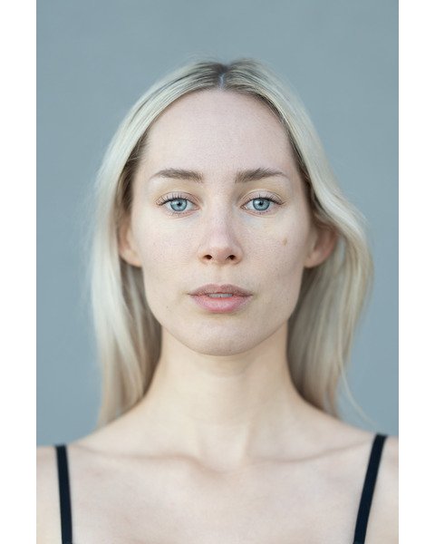 Simons Female Model Simone S - PK Model Agency & Performing Arts